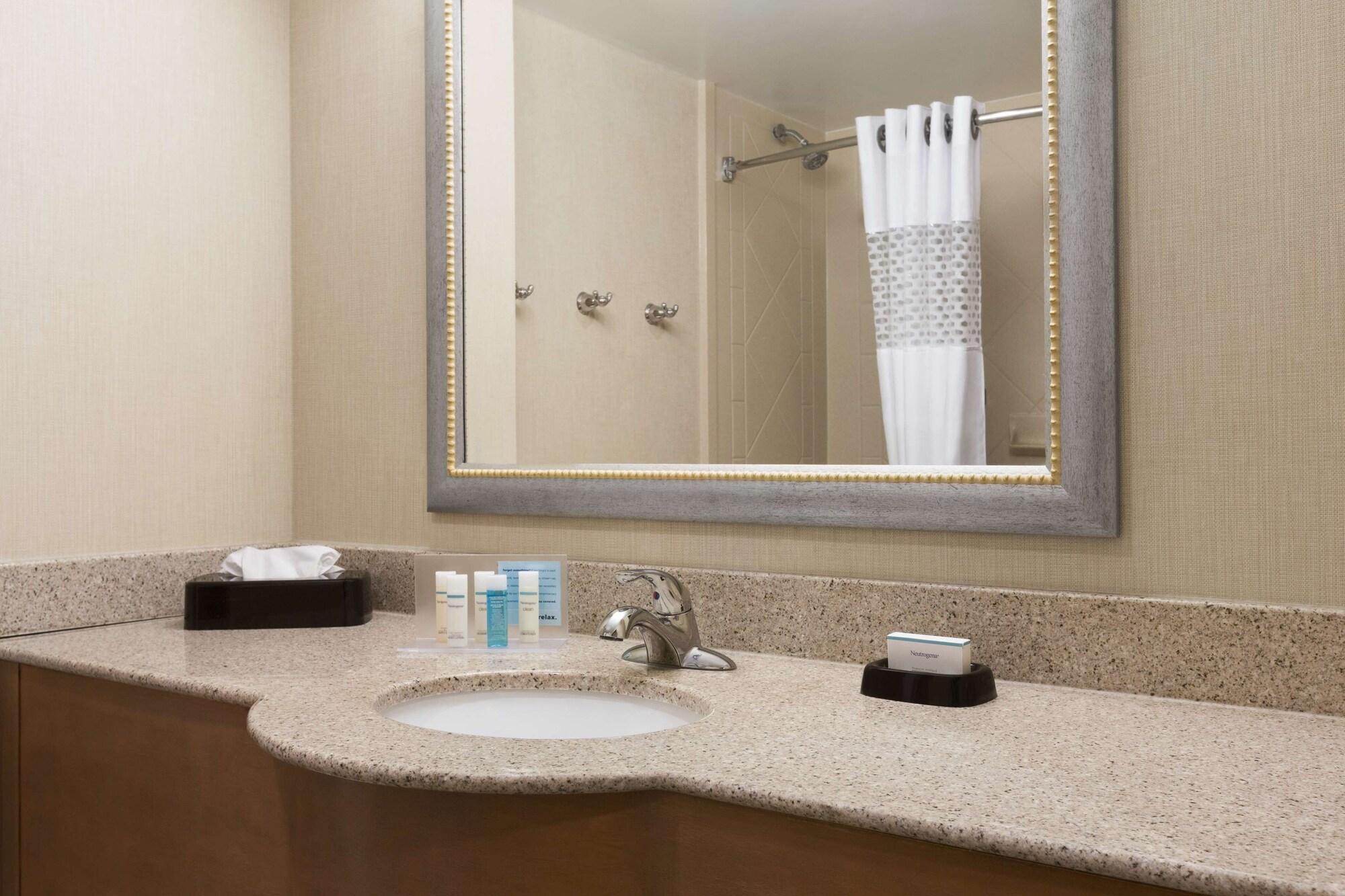 Hampton I-65/lakeshore Drive Hotel Birmingham